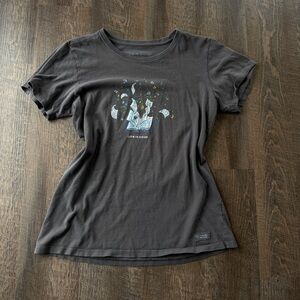 Life Is Good Crusher Tee Book Graphic Shirt Women’s Medium Reading Teacher Tee